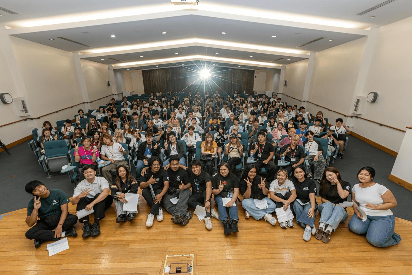 Meikai University students from Japan at the University of Guam.