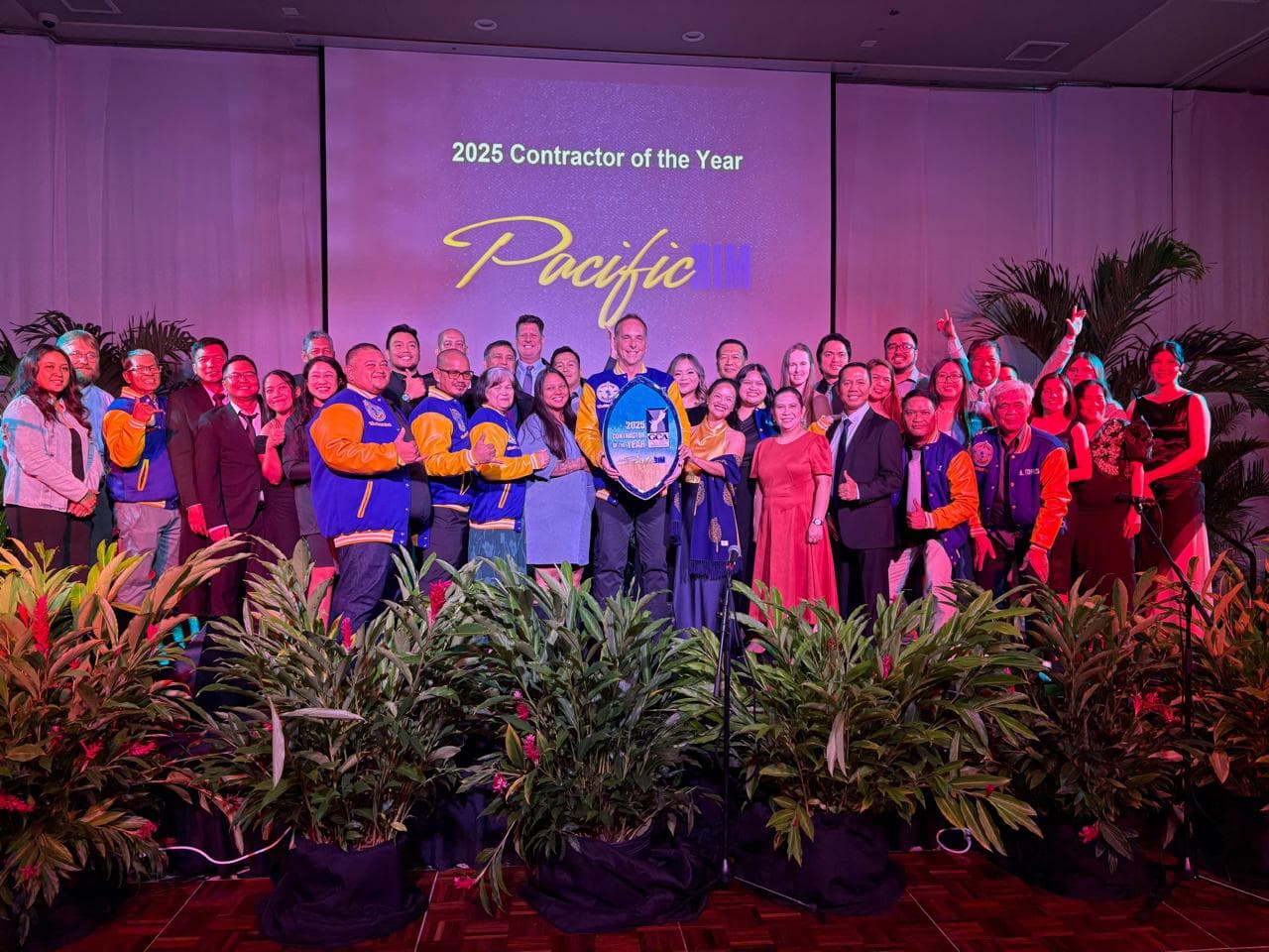 Contractors association honors island's top builders