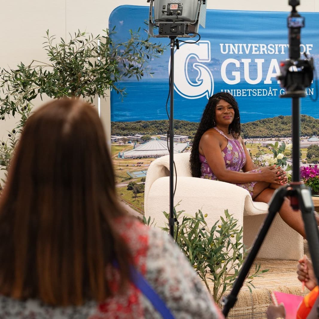 Actress Edwina Findley Dickerson speaks to UOG students