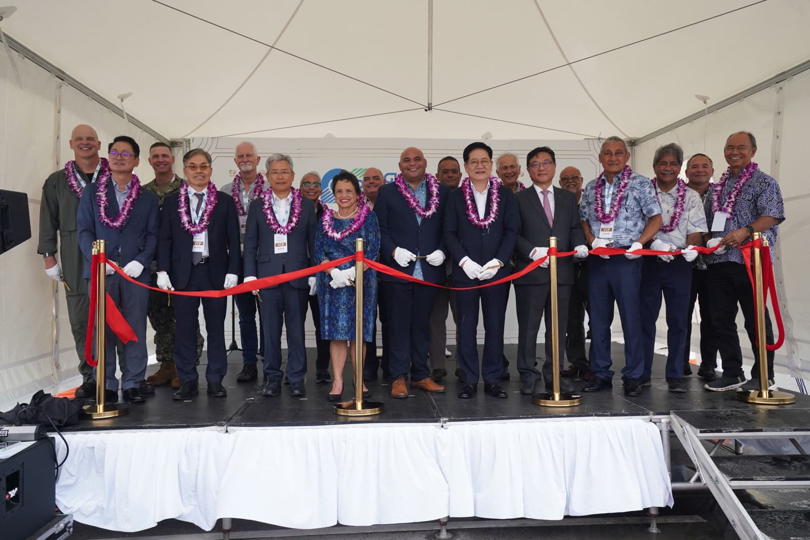 Leaders mark commissioning of 198-megawatt Ukudu plant